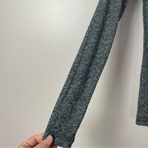 Z by Zella Gray Long Sleeve Open Back Top – XS - Picture 3 of 9